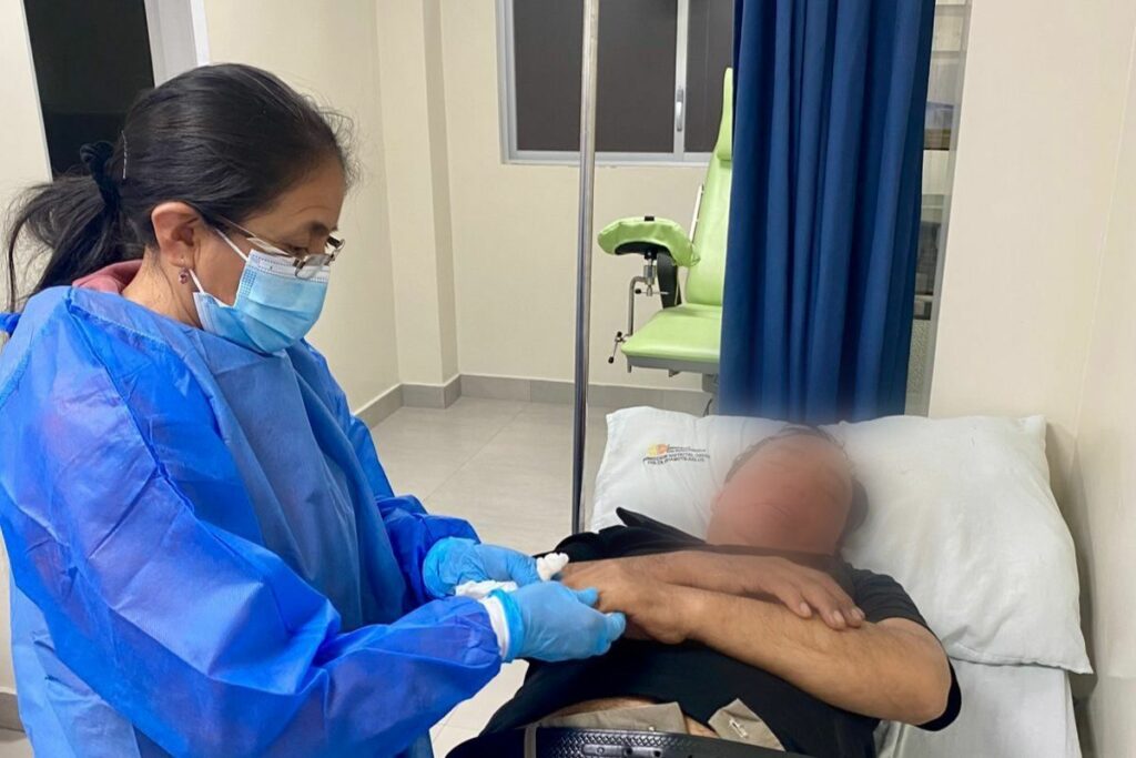 Alerta por despido de personal de salud en Ecuador; Ministerio de Salud Pública se pronuncia  